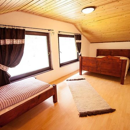 Ujastraba Villa Vychodna Ngoại thất bức ảnh