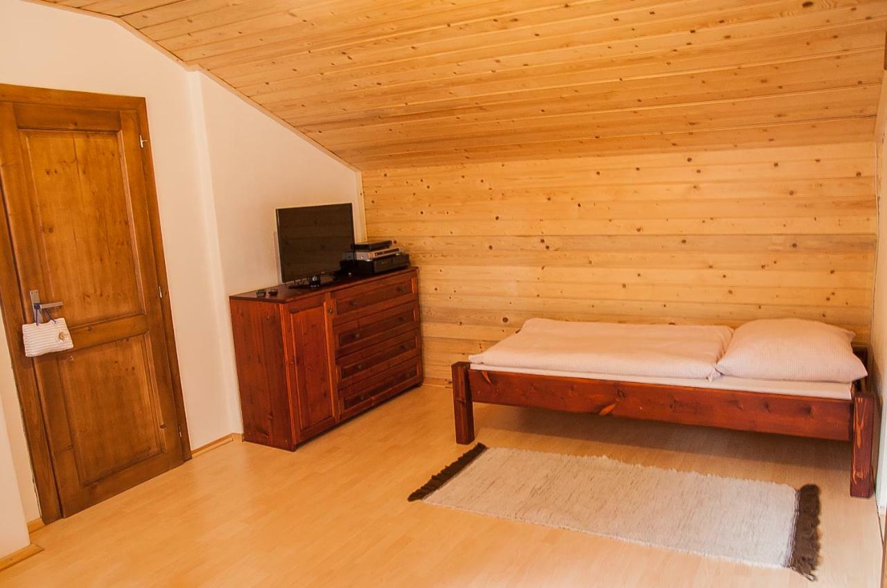 Ujastraba Villa Vychodna Ngoại thất bức ảnh